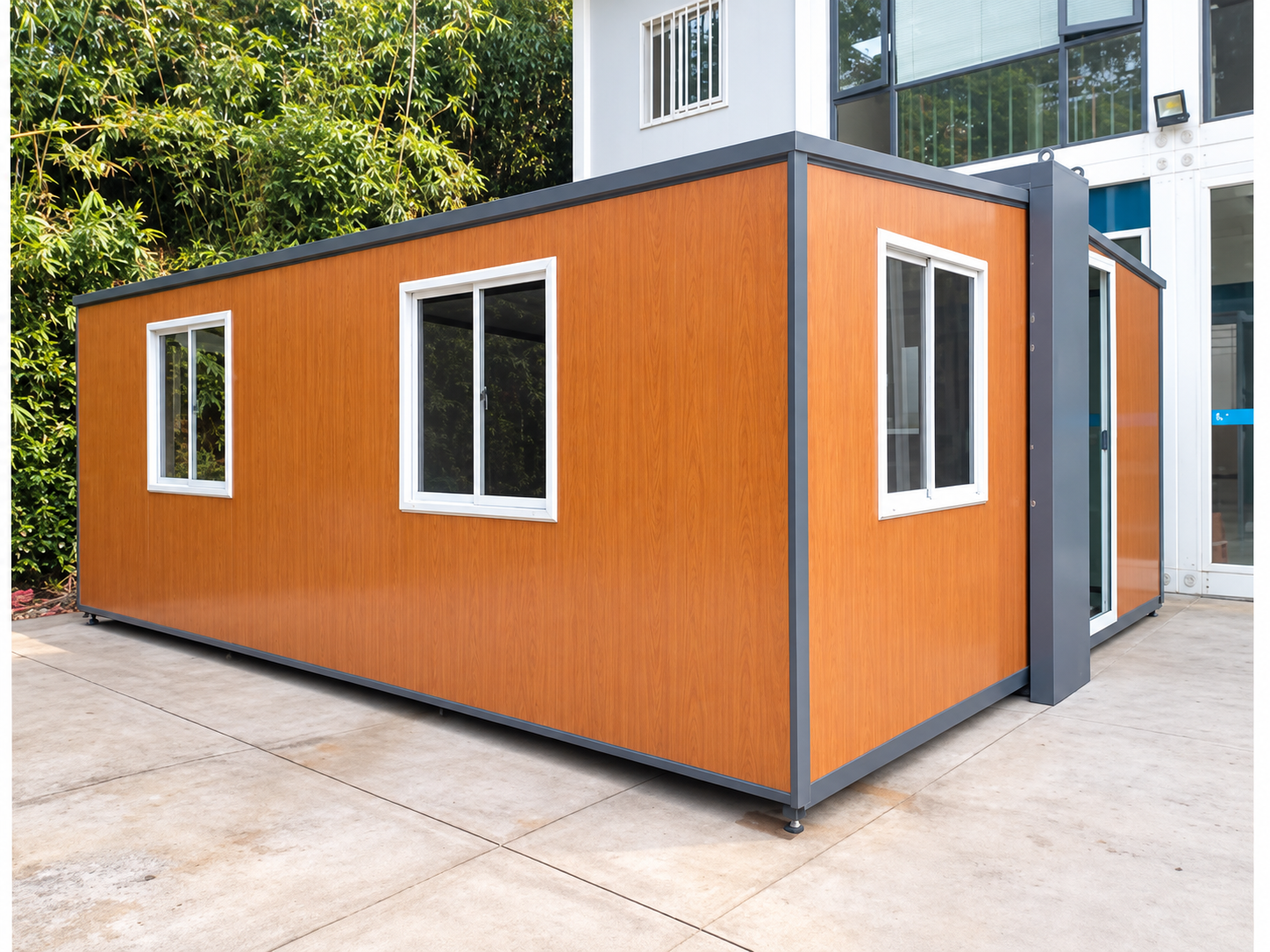 Home 1-to-2 expandable unit exterior