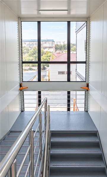 Home Three-storey modular hotel detail view two